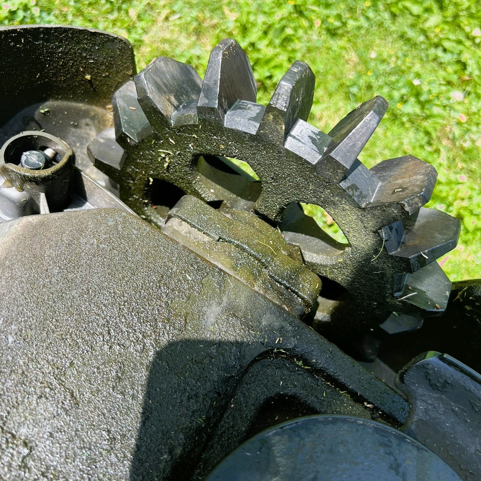 Spiked wheels for Gardena Sileno City/Life
