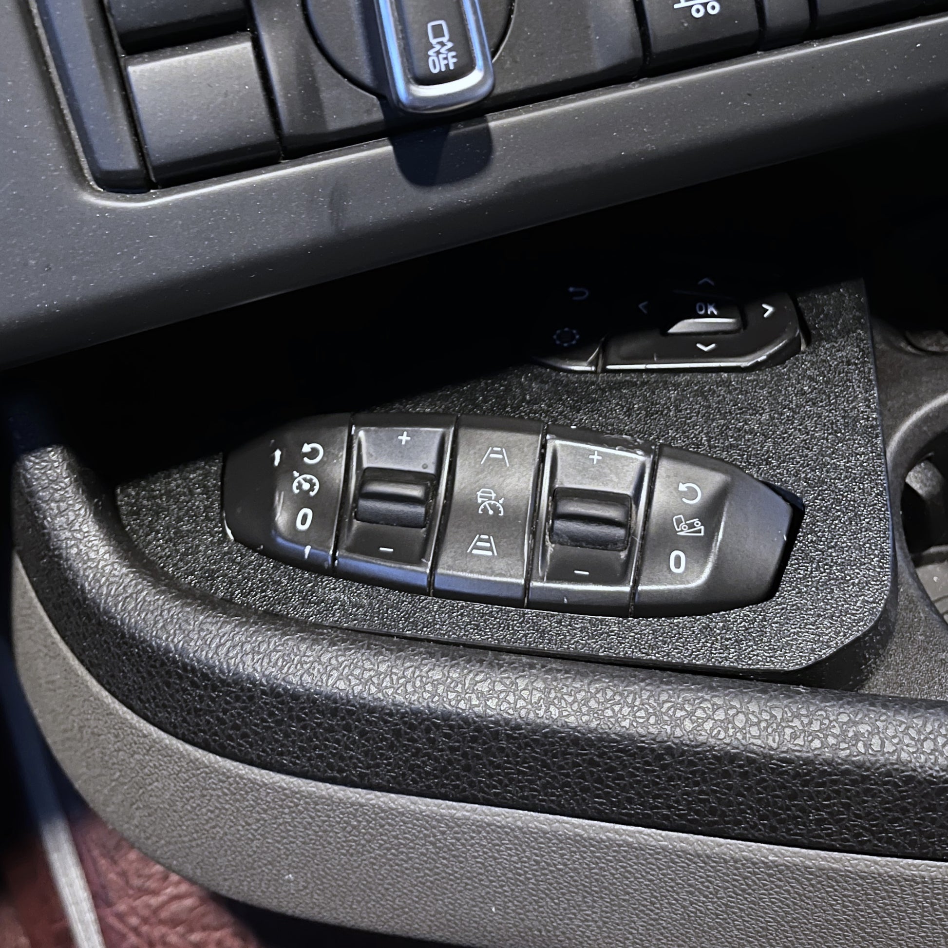 Scania NG Conversion Unit For Steering Wheel Switches