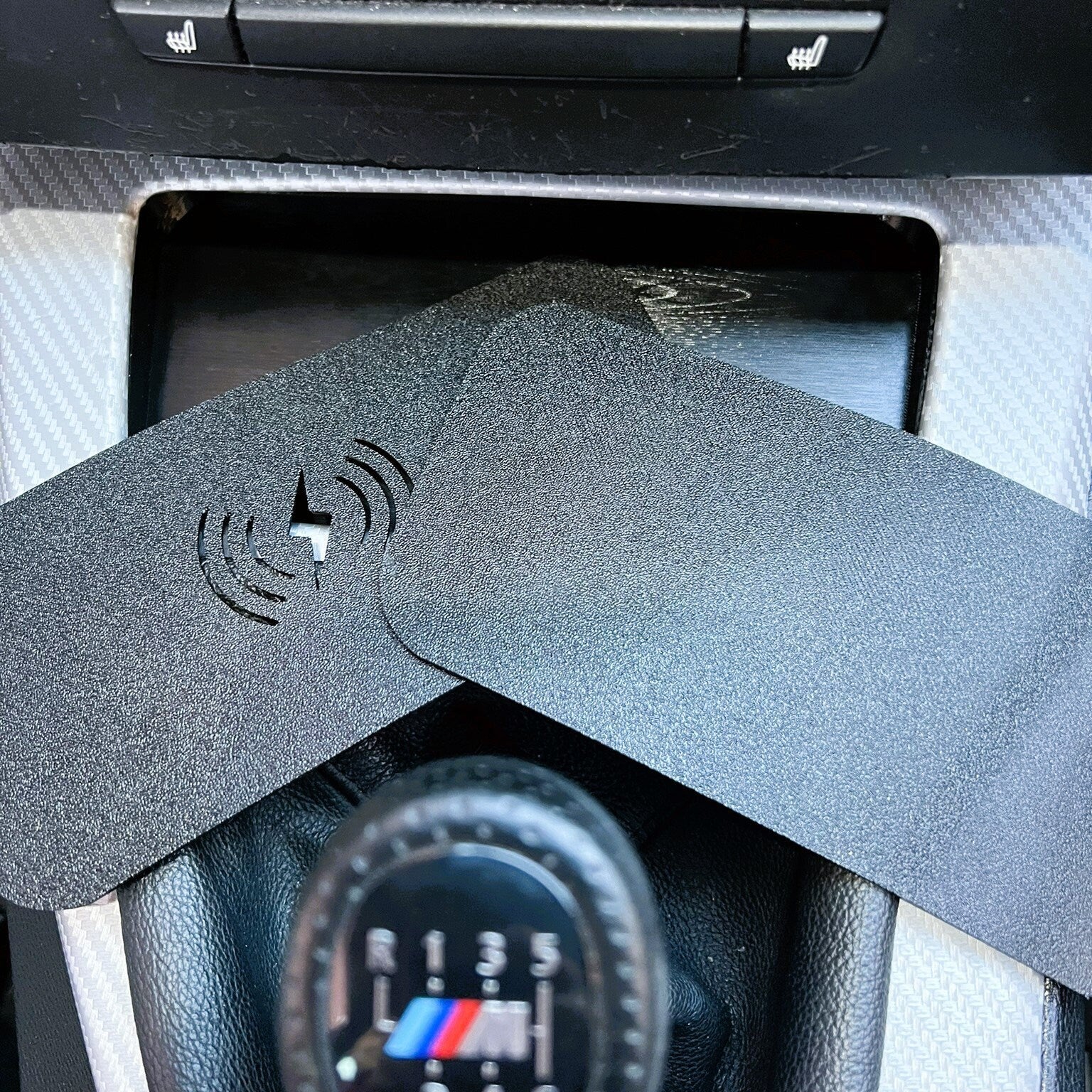 Additional TPU mat for BMW 3 Series (E9X) wireless charger